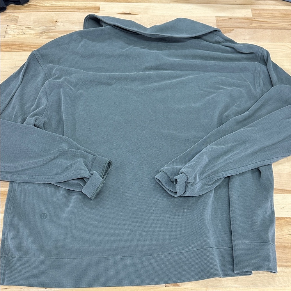 Lululemon Sueded Collar Long Sleeve Shirt - Picture 2 of 2